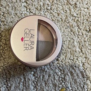Laura Geller baked marble shadow duo